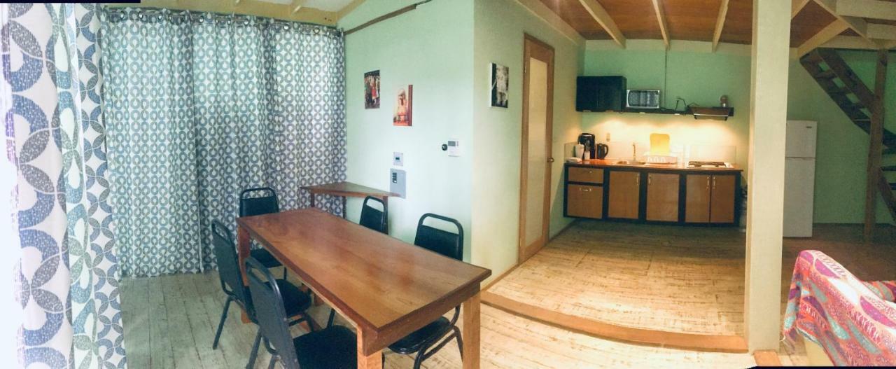 Hotel Casa Max Бокас-дель-Торо Экстерьер фото